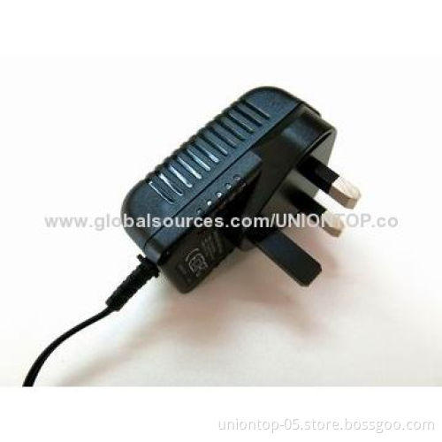Universal AC DC 6V 2.5A Switching Power Adapter 15W